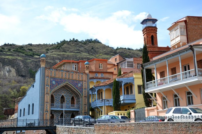 مسجد الجمعة تبليسي جورجيا - اماكن السياحة في تبليسي