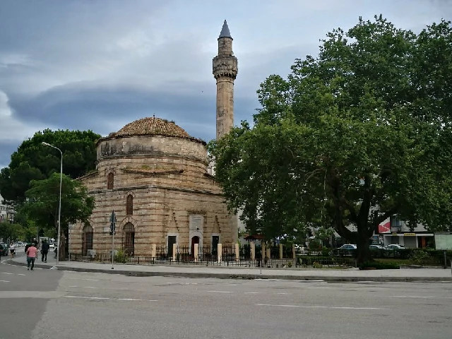 مسجد المرادية -السياحة في البانيا