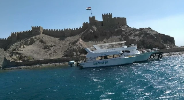 قلعة صلاح الدين في طابا - السياحة في طابا