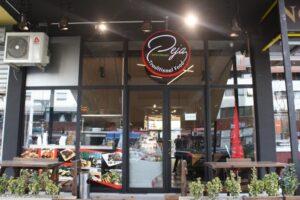 مطعم بيجا تيرانا - السياحة في البانيا